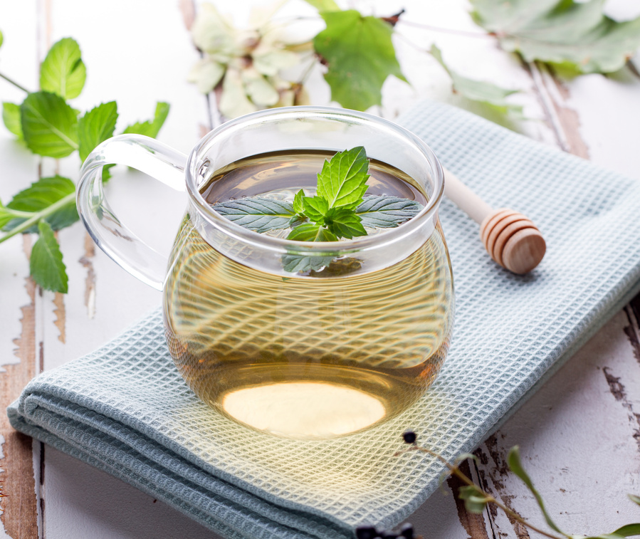 Minztee bei Reizdarm
